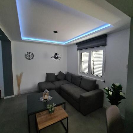 Apartment Nikcevic Tivat Exterior photo