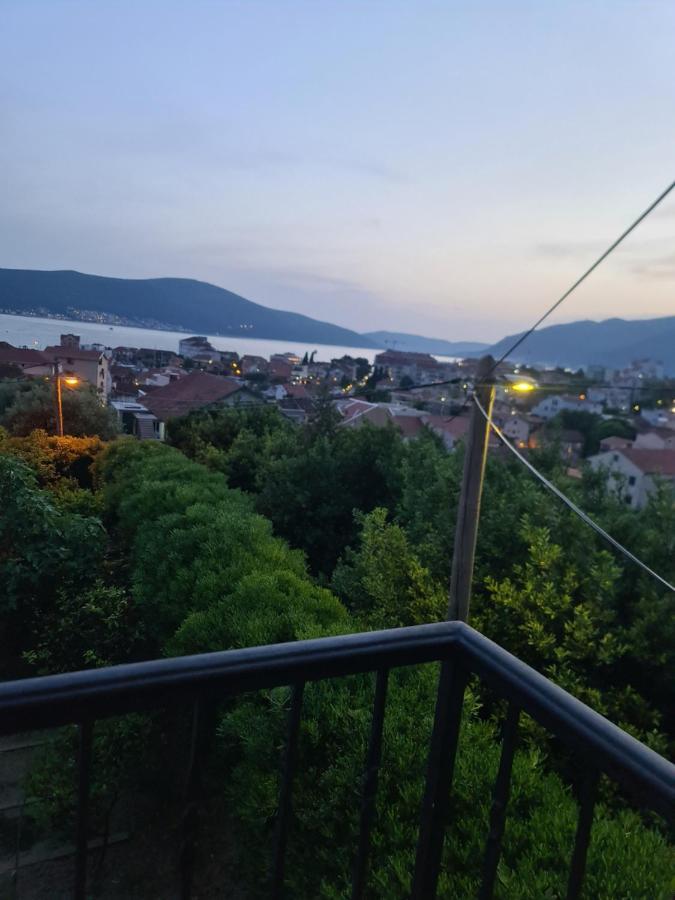 Apartment Nikcevic Tivat Exterior photo
